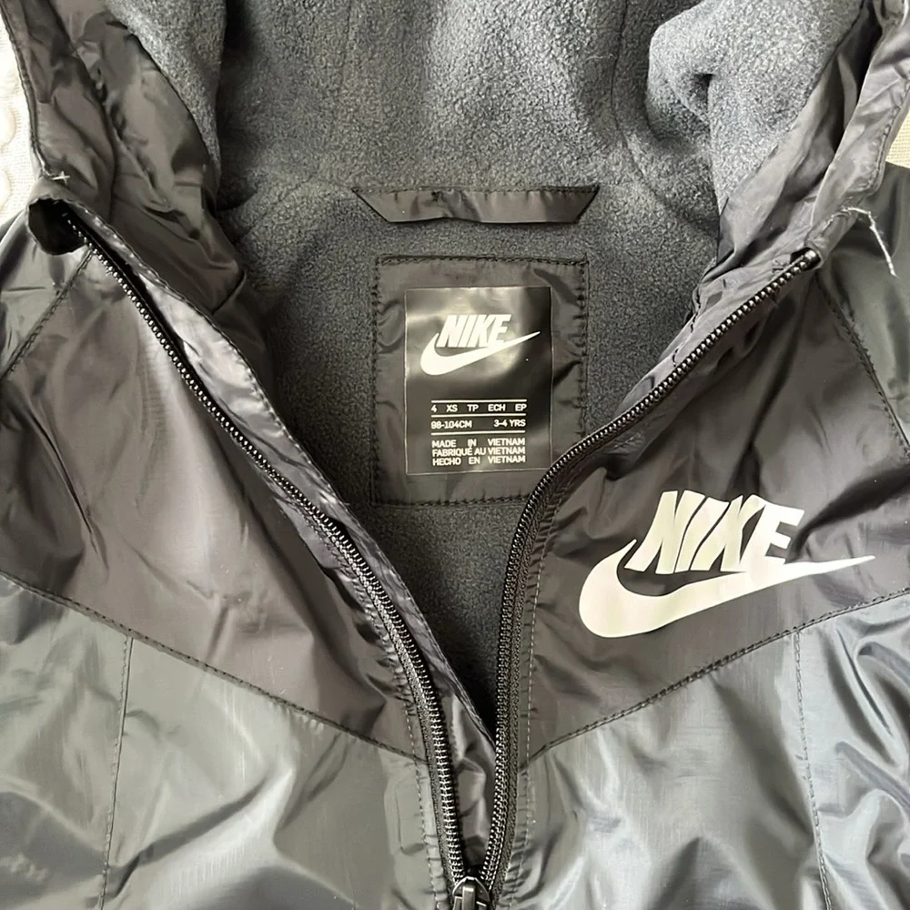 Nike Fleece Lined Windbreaker - Picture 3 of 5